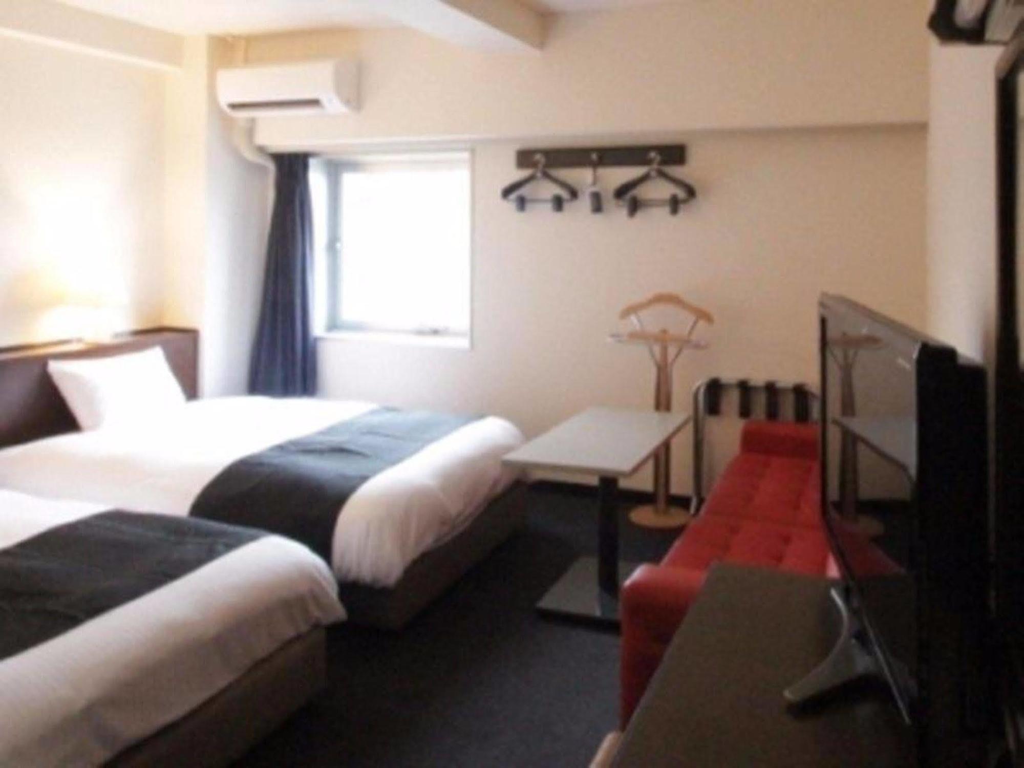 Apa Hotel Takamatsu Kawaramachi Esterno foto